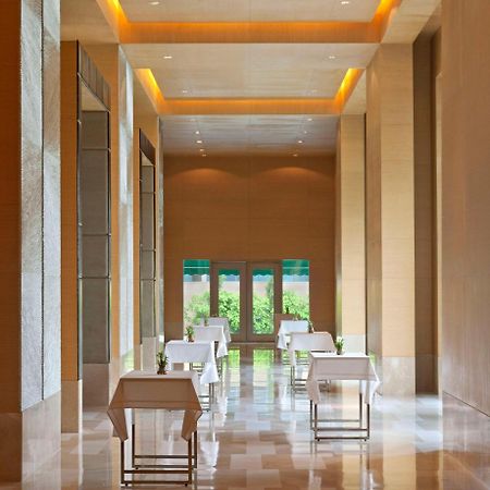 Radisson Blu Hotel Amritsar Interno foto The restaurant at the hotel