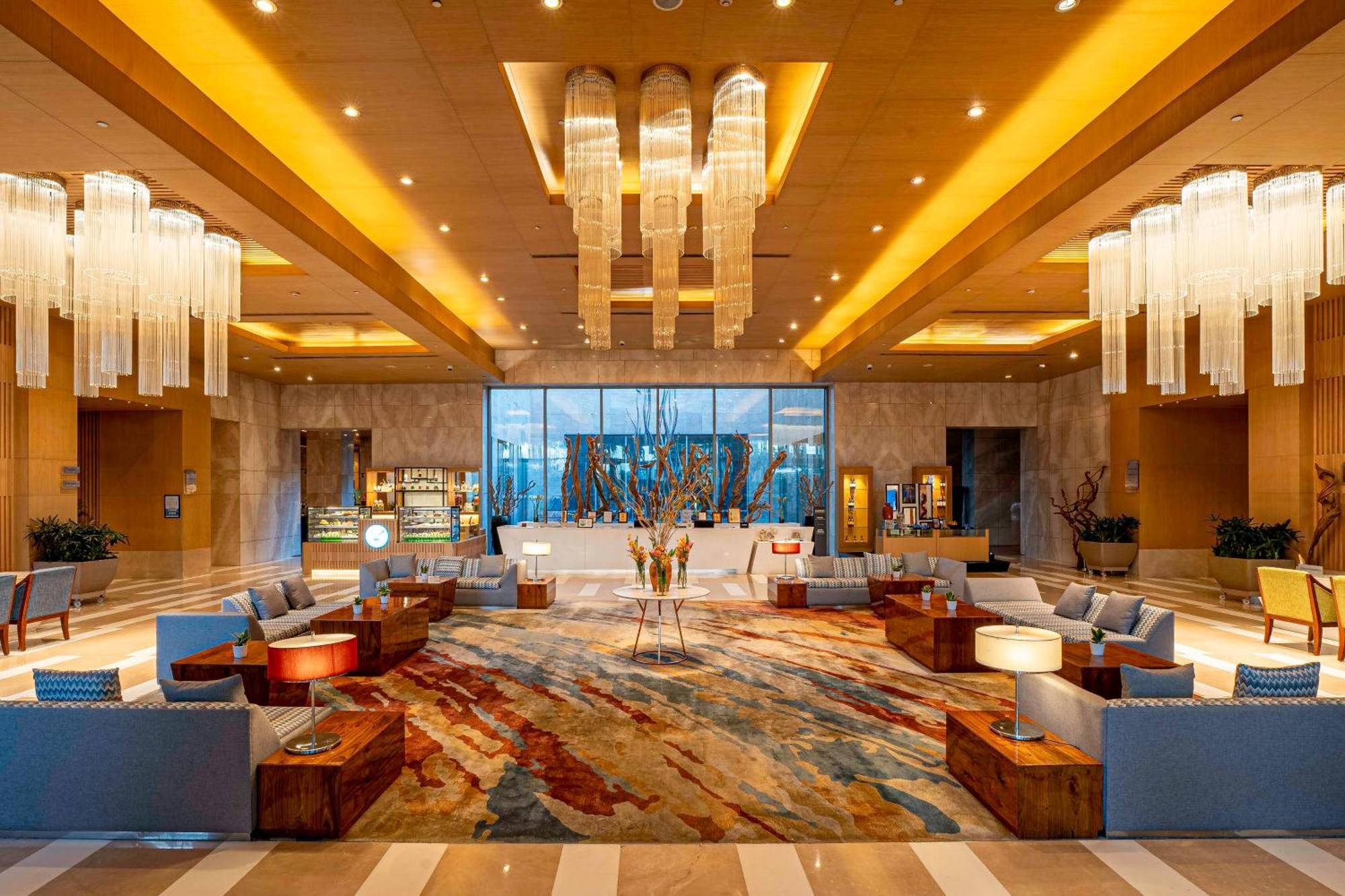 Radisson Blu Hotel Amritsar Esterno foto Lobby